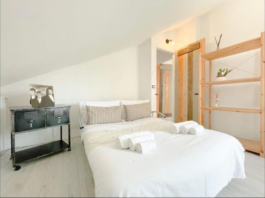 Mansarda Vista Mare A Zinola Apartment Savona Exterior photo