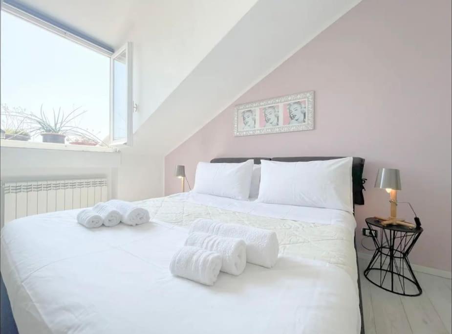 Mansarda Vista Mare A Zinola Apartment Savona Exterior photo
